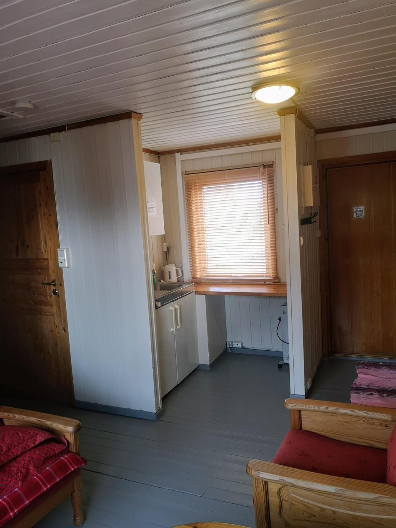 Ulvsvag Gjestgiveri Og Fjordcamping As Екстер'єр фото
