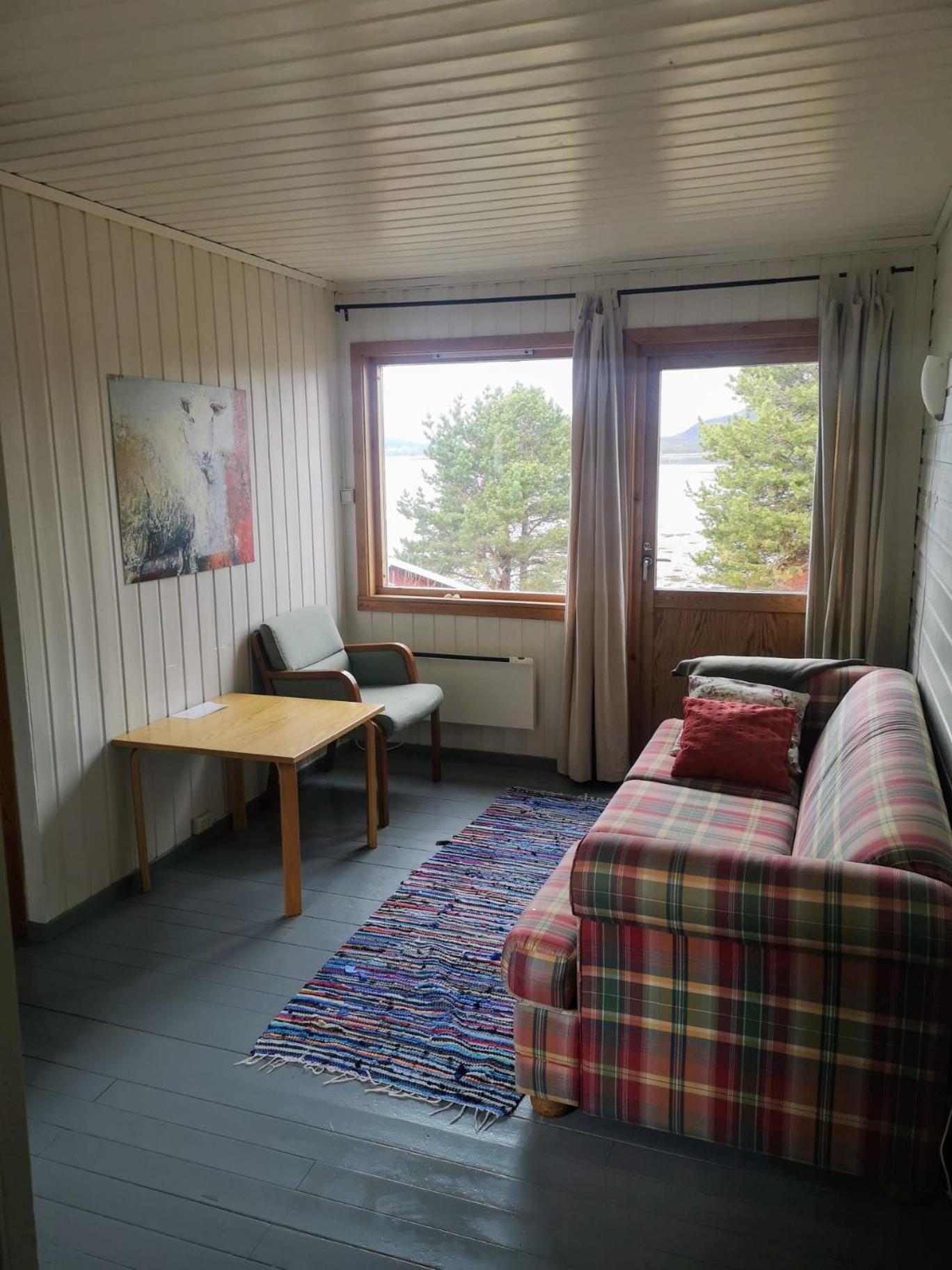 Ulvsvag Gjestgiveri Og Fjordcamping As Екстер'єр фото