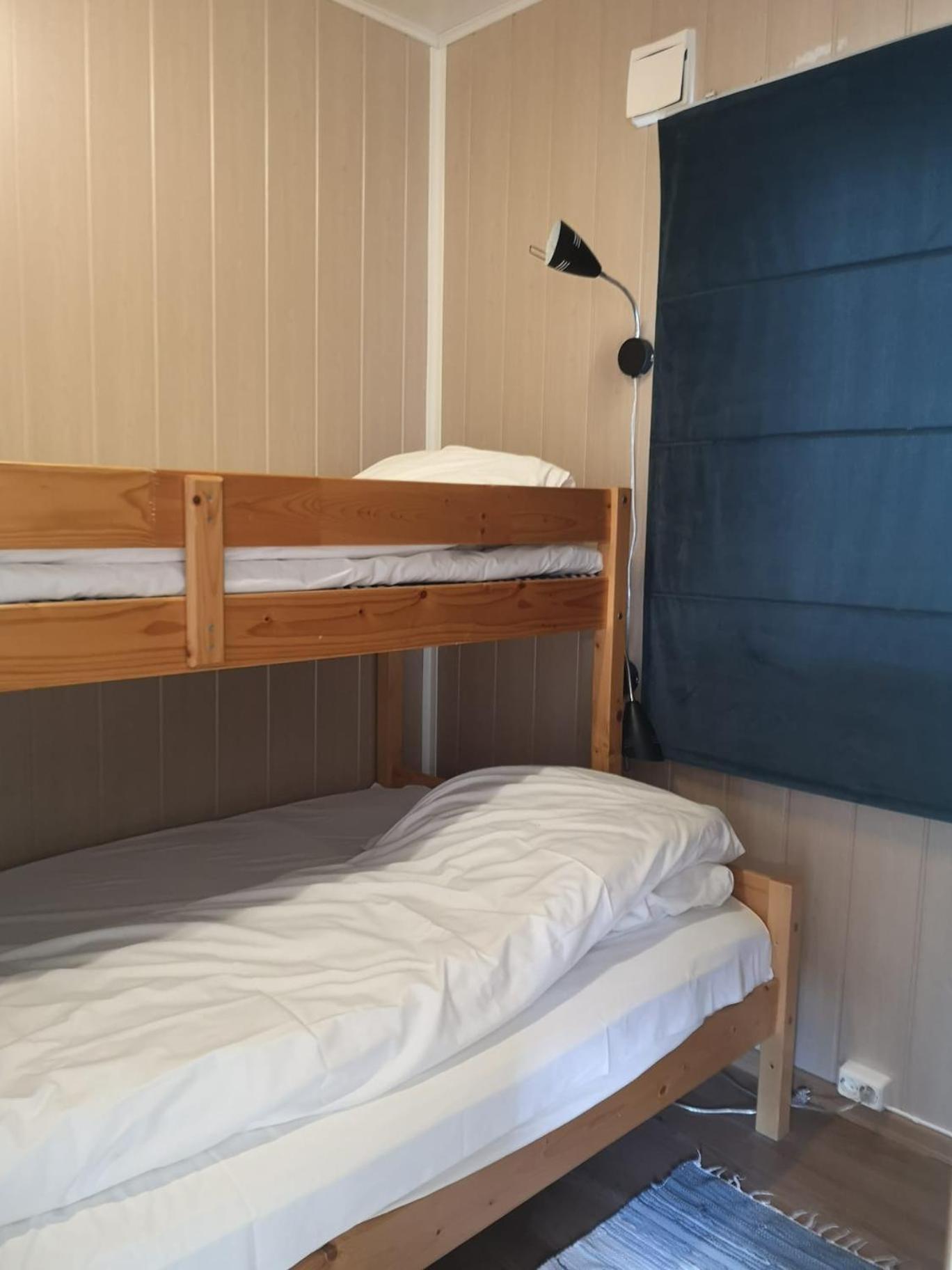 Ulvsvag Gjestgiveri Og Fjordcamping As Екстер'єр фото
